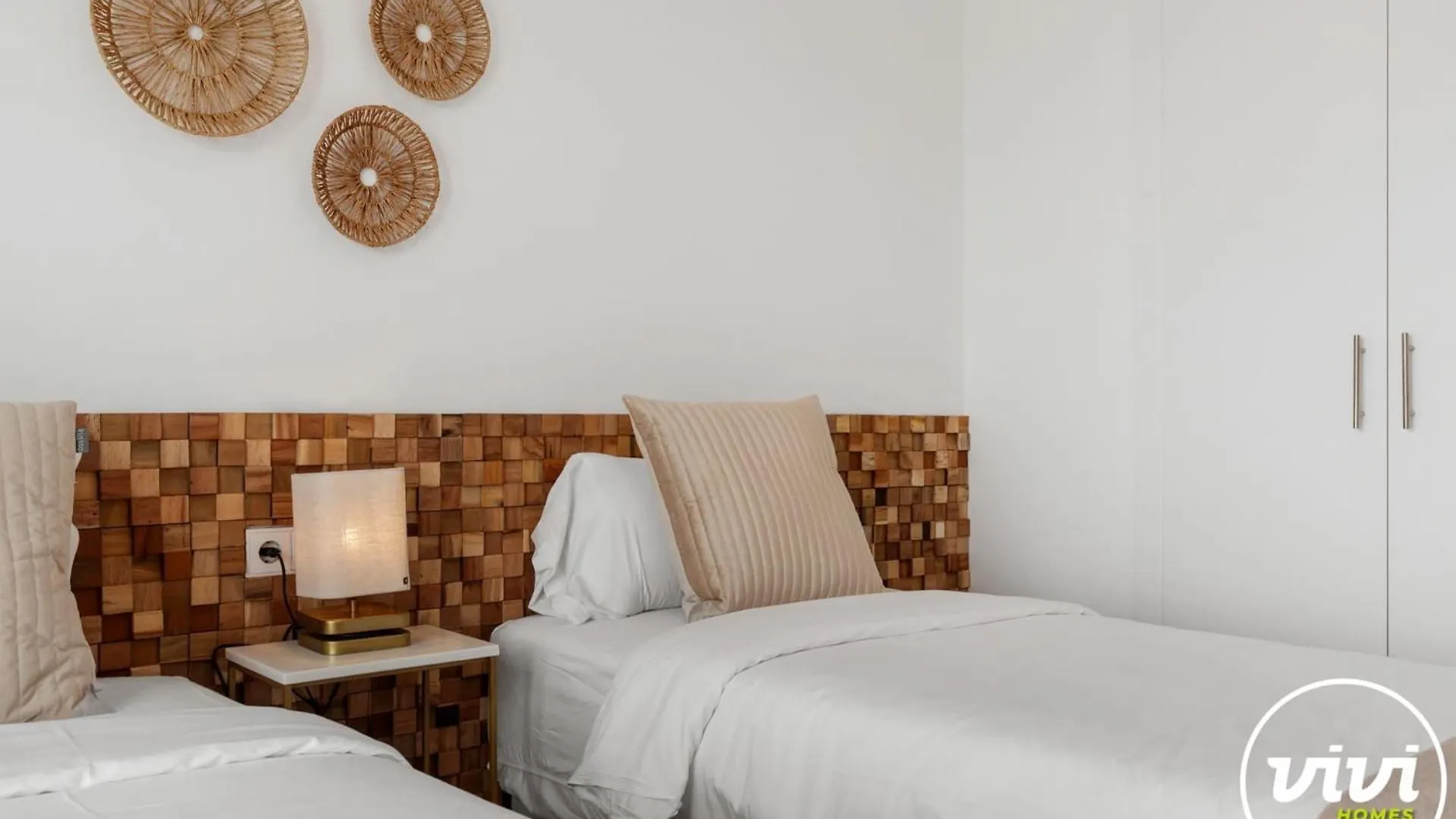 Vivi Homes - Vanisha Estepona