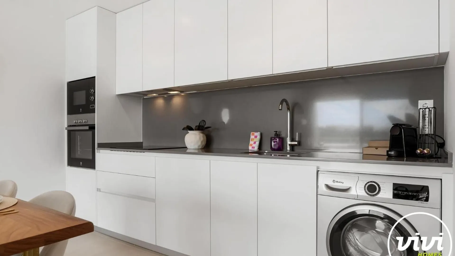 Vivi Homes - Vanisha Estepona Apartment
