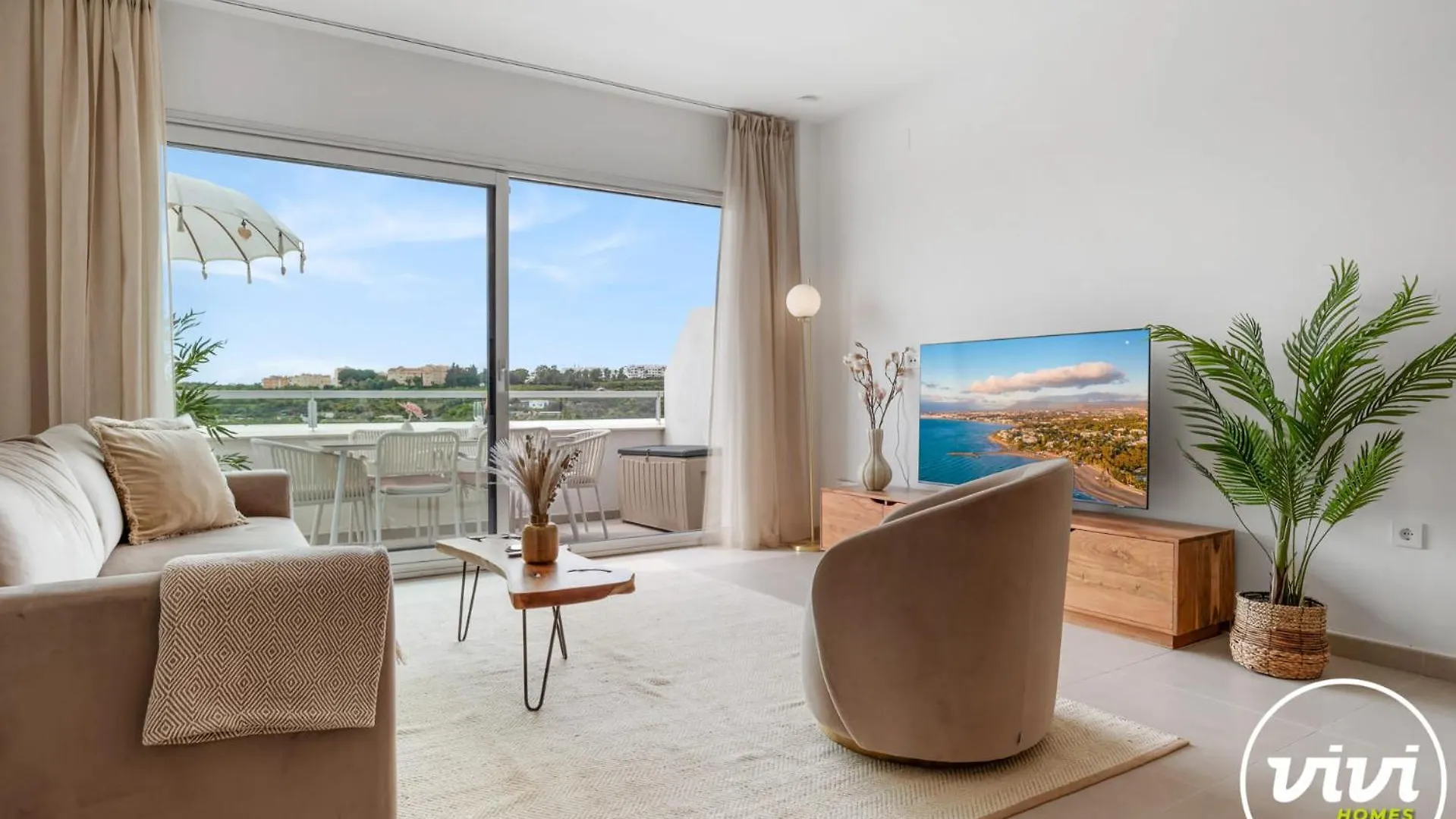 Vivi Homes - Vanisha Estepona